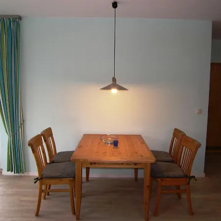 Sprotte Mit Grossem Balkon * Koserow