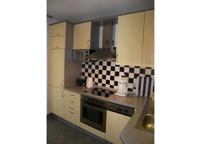 Sprotte Mit Grossem Balkon * Koserow